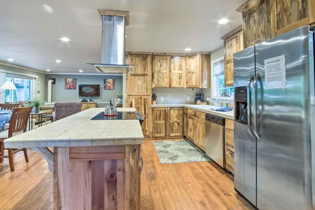 Coos Bay Retreat Less Than 2 Mi To Marina And Casino! Exterior foto