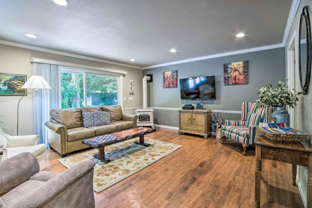 Coos Bay Retreat Less Than 2 Mi To Marina And Casino! Exterior foto